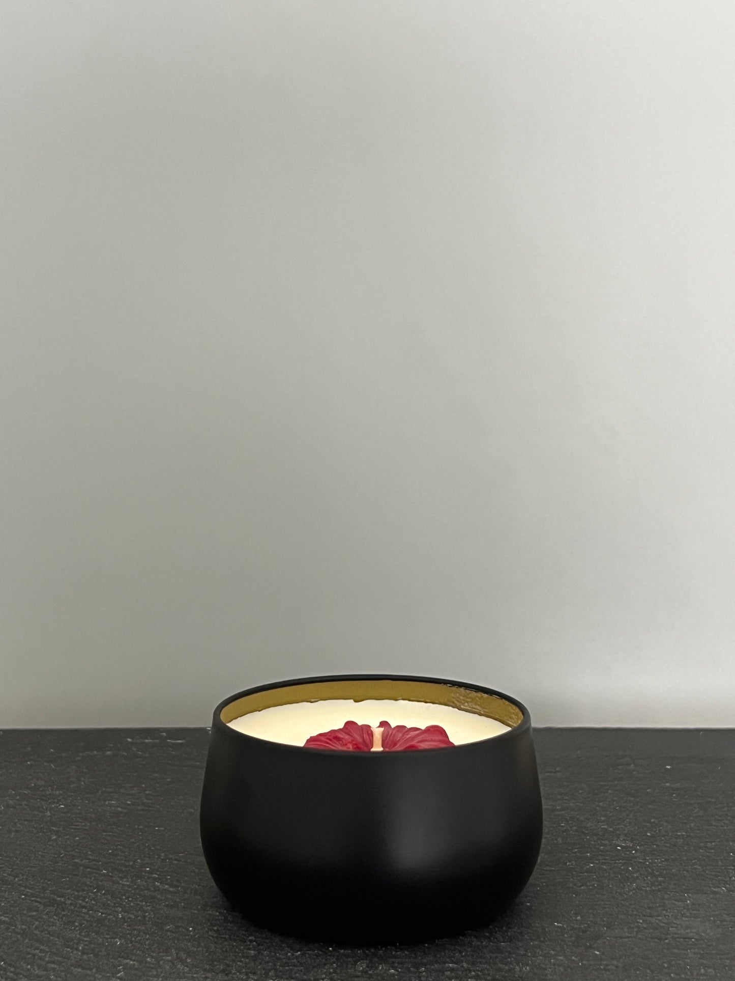 SCENTED ROSE CANDLE | Duftkerze in der Dose