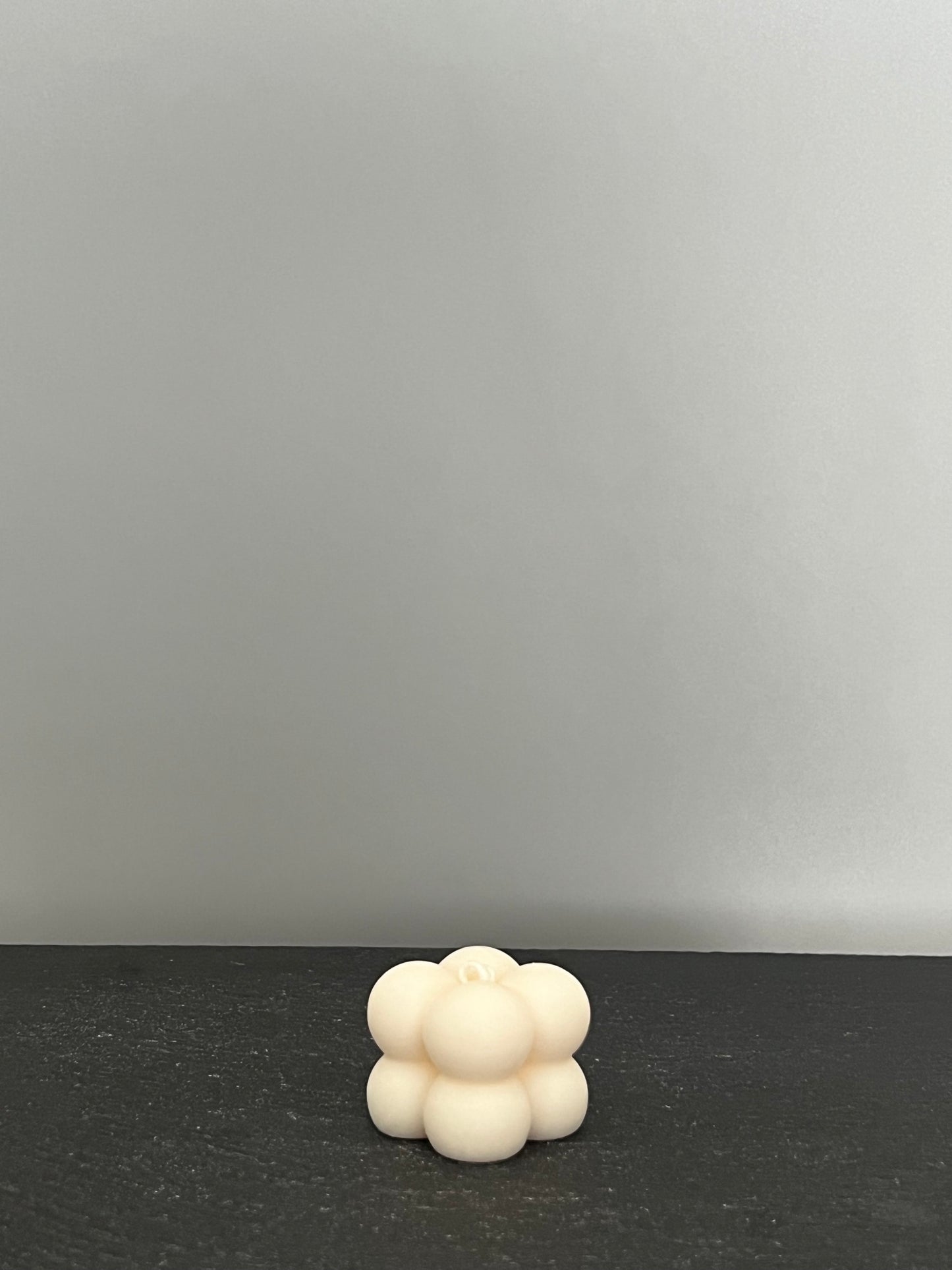 BUBBLE CUBE CANDLE | Würfelkerze