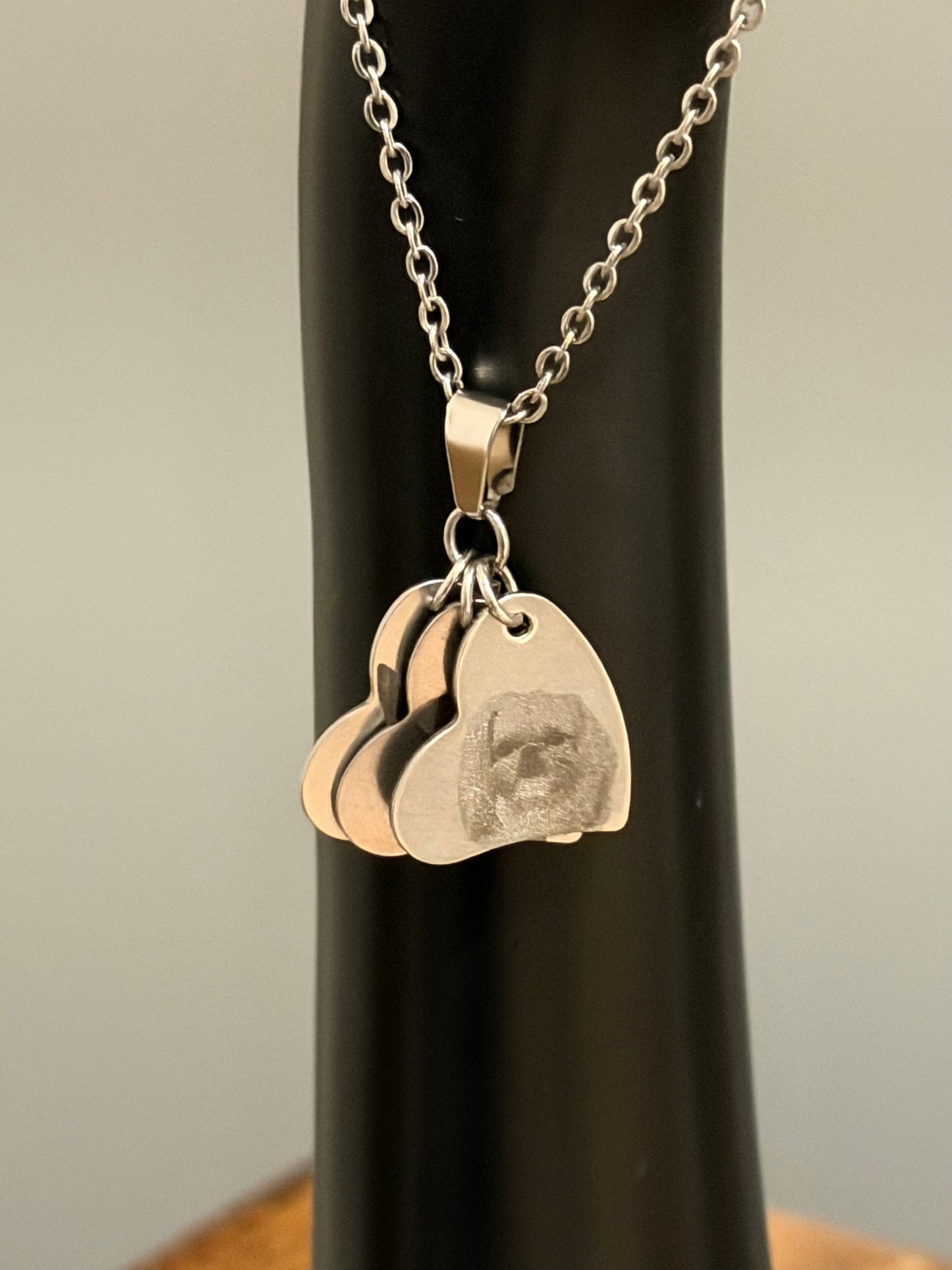 Elegantes Edelstahlherz