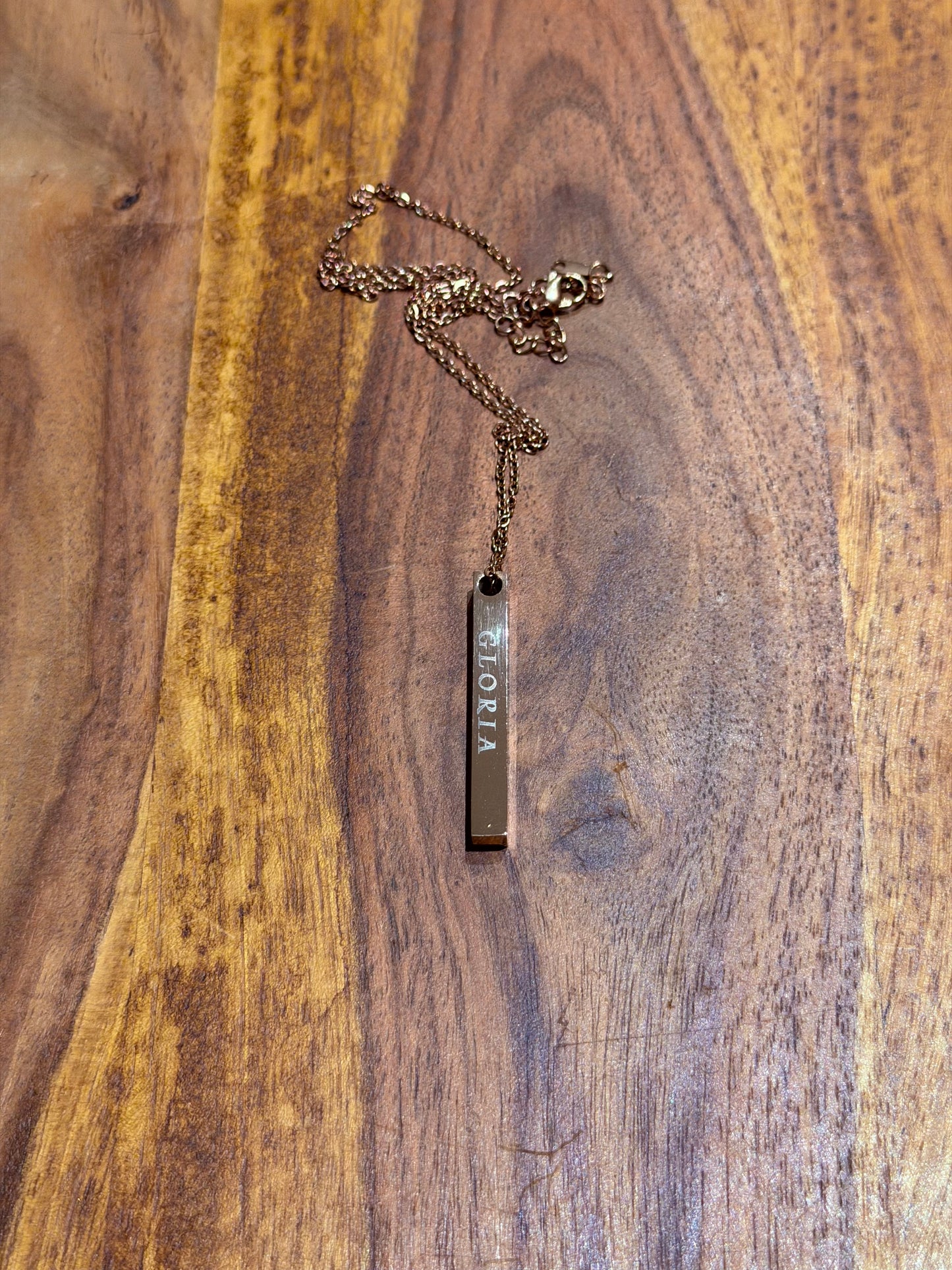 Minimalistischer Quaderanhänger